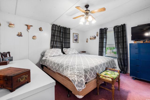 17 Crooked Island Circle, Murrells Inlet, SC 29576