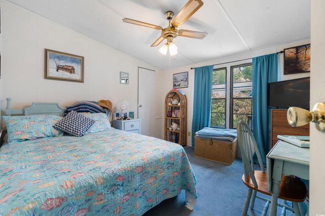 17 Crooked Island Circle, Murrells Inlet, SC 29576