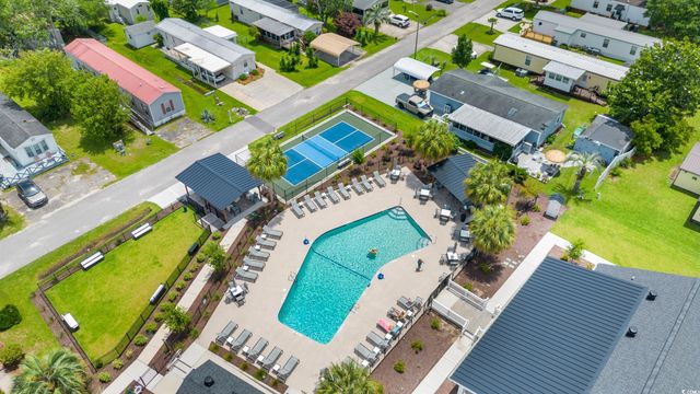 17 Crooked Island Circle, Murrells Inlet, SC 29576