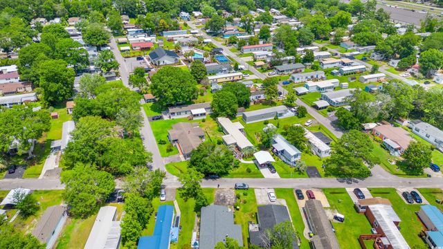 17 Crooked Island Circle, Murrells Inlet, SC 29576