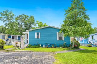 17 Crooked Island Circle, Murrells Inlet, SC 29576