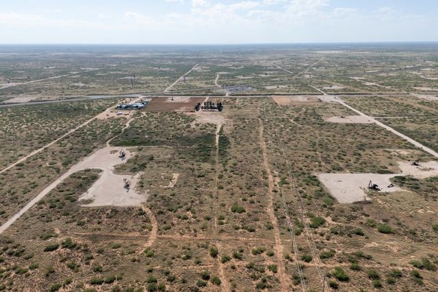 4704 SW 4000, Andrews, TX 79714