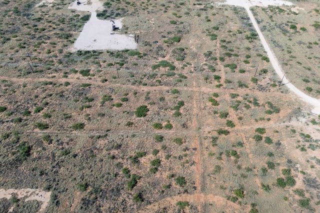 4704 SW 4000, Andrews, TX 79714