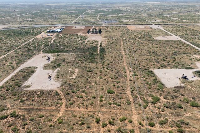 4704 SW 4000, Andrews, TX 79714