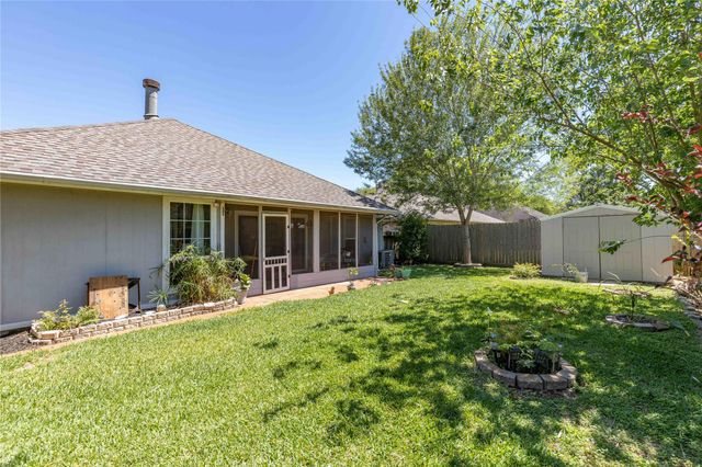 15730 Castorglen Drive, Houston, TX 77598