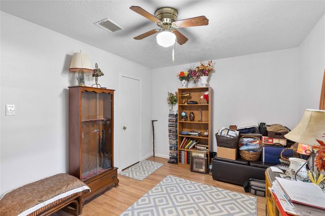 15730 Castorglen Drive, Houston, TX 77598