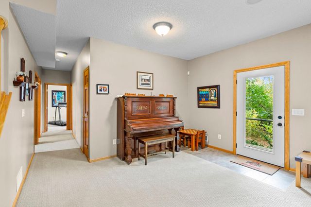 542 Majestic Oaks Court, Eagan, MN 55123