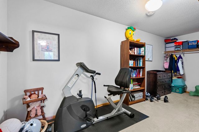 542 Majestic Oaks Court, Eagan, MN 55123