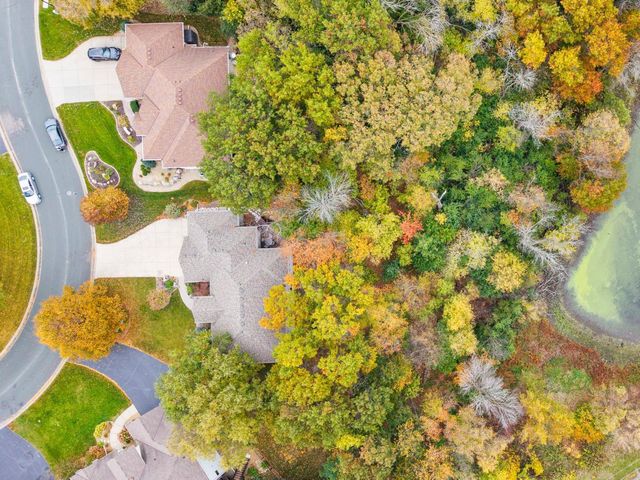 542 Majestic Oaks Court, Eagan, MN 55123