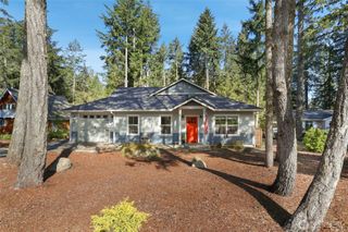 201 E Country Club Drive E, Union, WA 98592