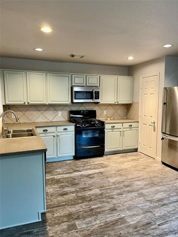 2655 Skyview Shadows Court, Houston, TX 77047