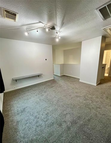 2655 Skyview Shadows Court, Houston, TX 77047