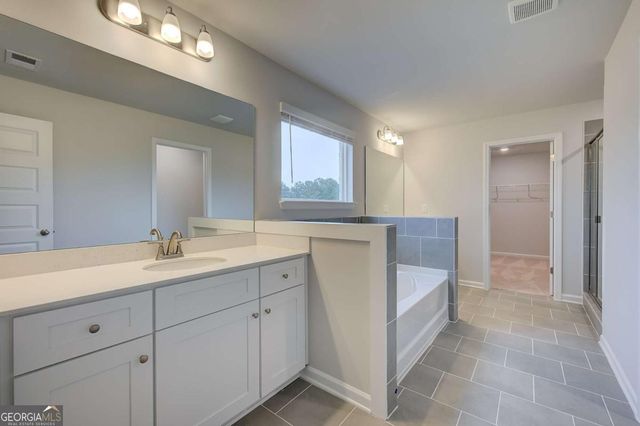 608 Button Grove, Hampton, GA 30228