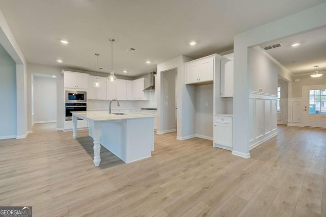 608 Button Grove, Hampton, GA 30228