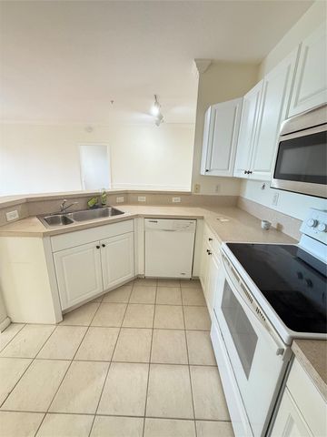4404 SW 160TH Avenue 823, Miramar, FL 33027