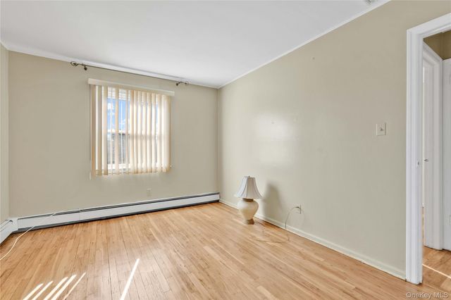 1244 Village Court, North Baldwin, NY 11510