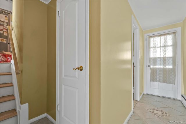 1244 Village Court, North Baldwin, NY 11510