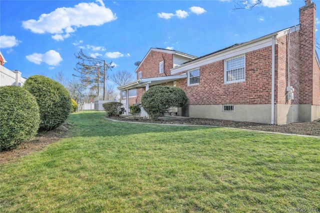 1244 Village Court, North Baldwin, NY 11510