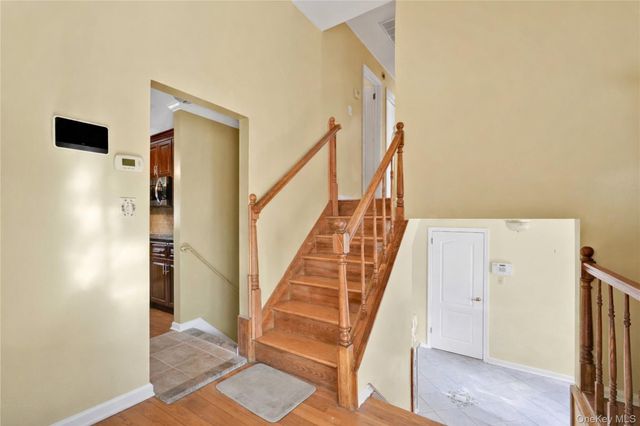1244 Village Court, North Baldwin, NY 11510