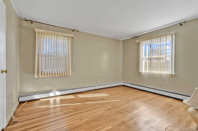 1244 Village Court, North Baldwin, NY 11510