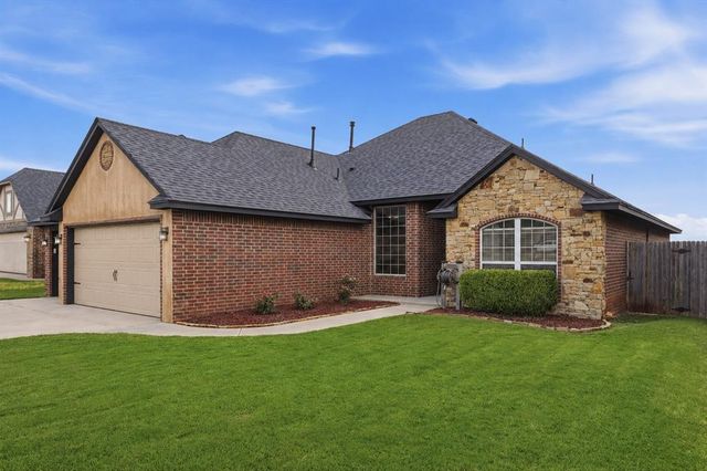 18125 Haslemere Lane, Edmond, OK 73012