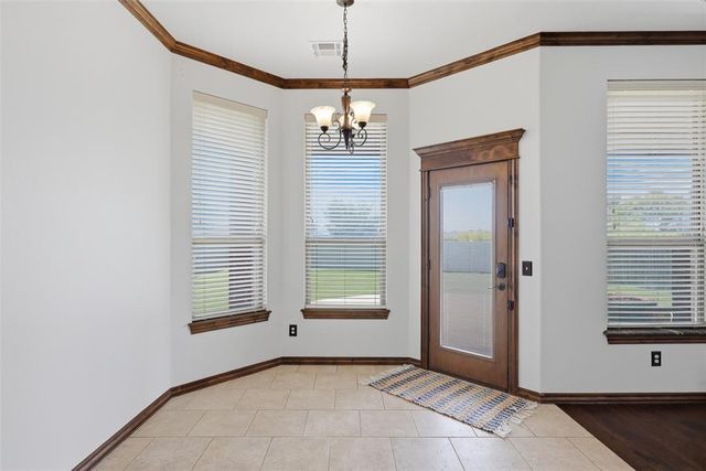 18125 Haslemere Lane, Edmond, OK 73012