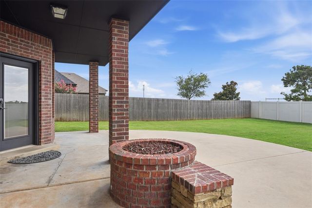 18125 Haslemere Lane, Edmond, OK 73012