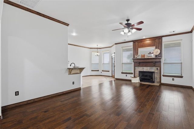 18125 Haslemere Lane, Edmond, OK 73012