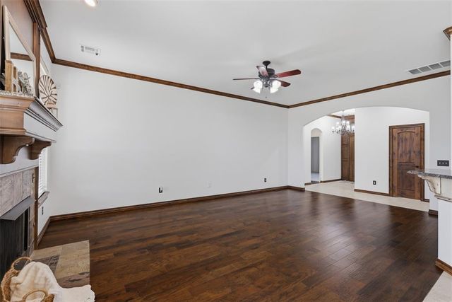 18125 Haslemere Lane, Edmond, OK 73012