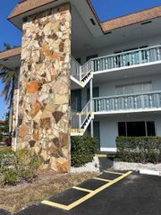 2200 Springdale Boulevard 102, Palm Springs, FL 33461