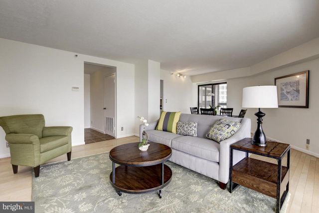1600 OAK ST N #1407, Arlington, VA 22209