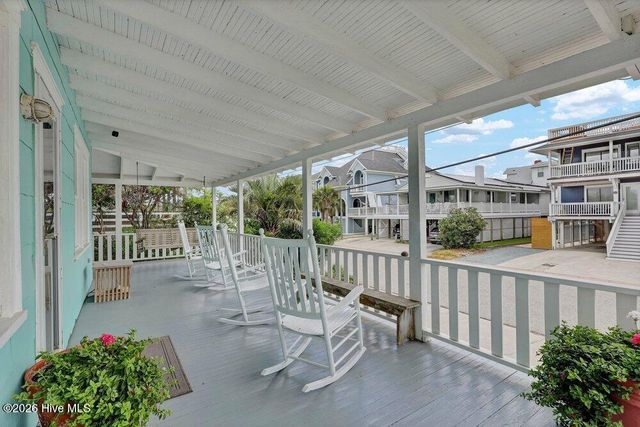 10 E Henderson Street E, Wrightsville Beach, NC 28480