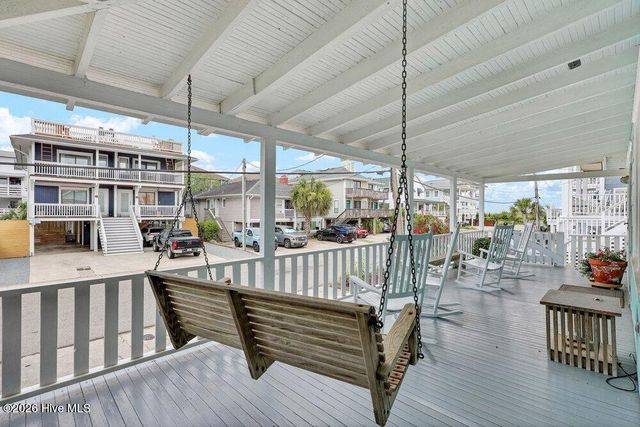 10 E Henderson Street E, Wrightsville Beach, NC 28480