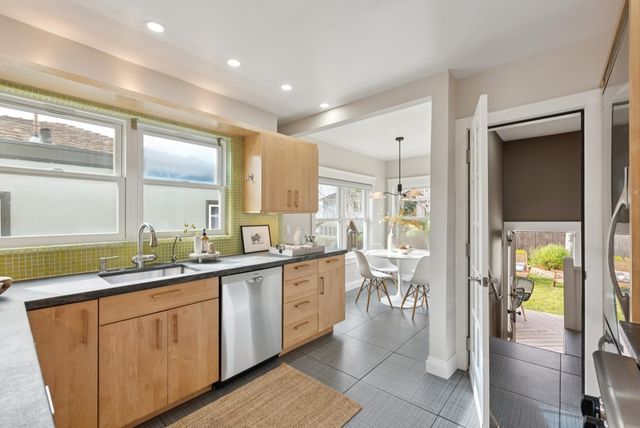 4655 Park Boulevard, Oakland, CA 94602