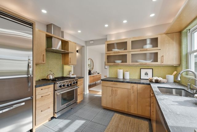 4655 Park Boulevard, Oakland, CA 94602