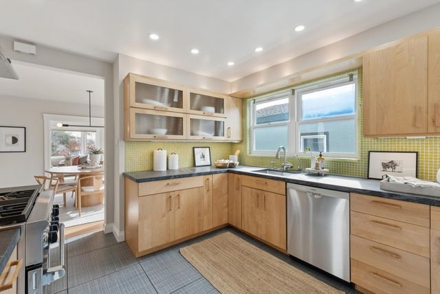 4655 Park Boulevard, Oakland, CA 94602