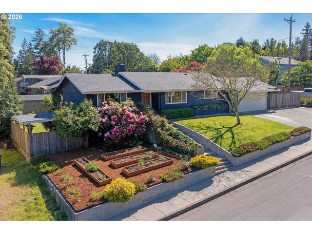 1868 Se OAK St, Hillsboro, OR 97123
