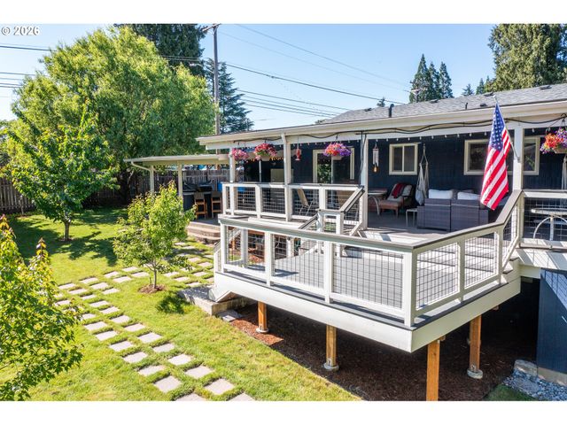 1868 Se OAK St, Hillsboro, OR 97123
