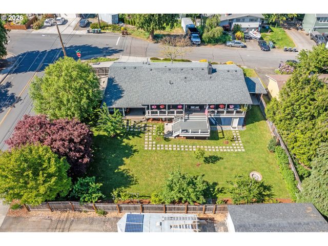 1868 Se OAK St, Hillsboro, OR 97123