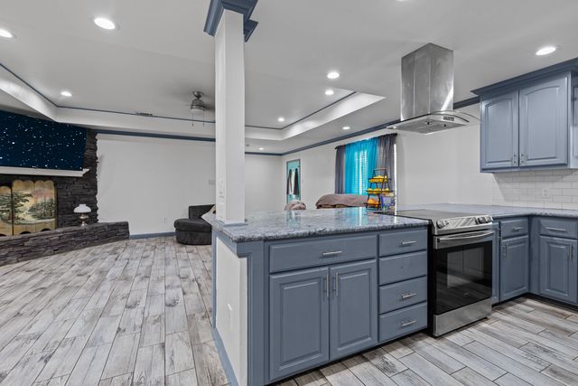 203 Terese Dr, Longview, TX 75605