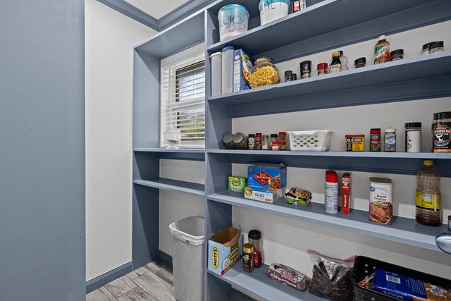 203 Terese Dr, Longview, TX 75605