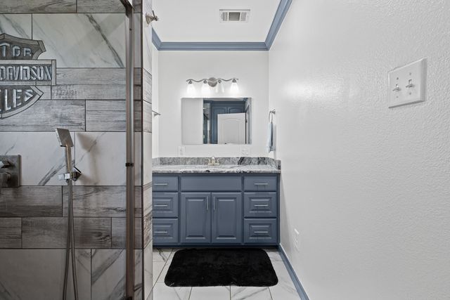 203 Terese Dr, Longview, TX 75605