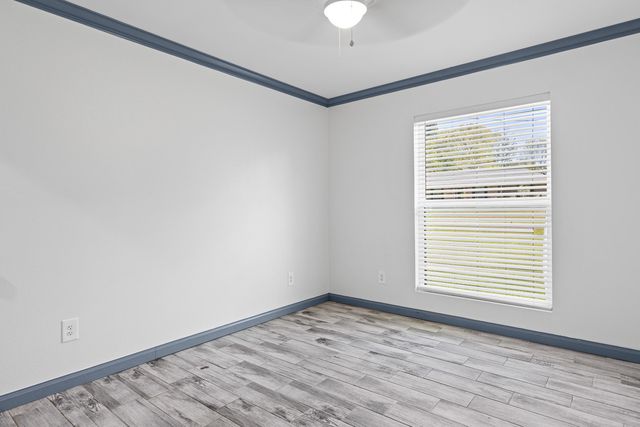 203 Terese Dr, Longview, TX 75605