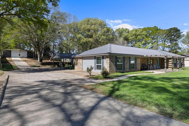 203 Terese Dr, Longview, TX 75605