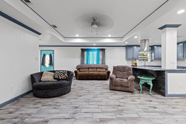 203 Terese Dr, Longview, TX 75605