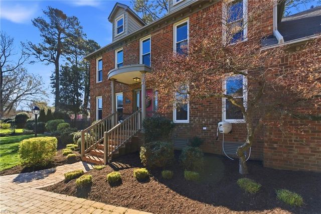 1701 Hepplewhite MEWS, Virginia Beach, VA 23455