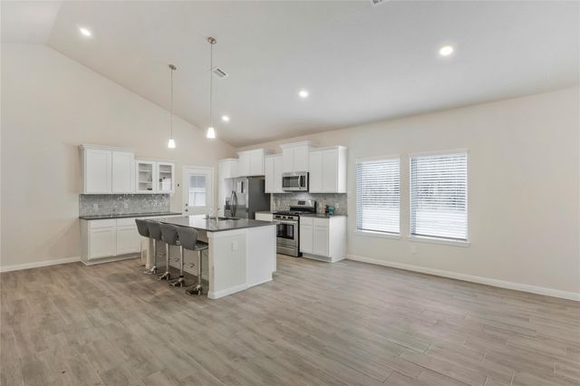 9969 Glen Brook Lane Lane, Magnolia, TX 77354