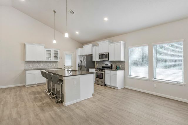 9969 Glen Brook Lane Lane, Magnolia, TX 77354