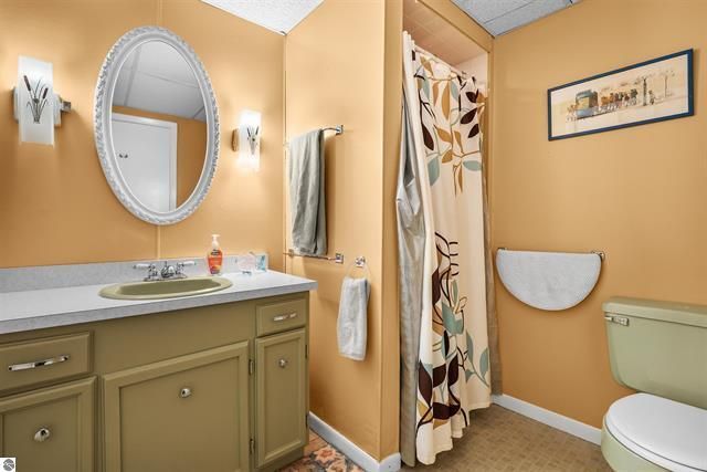 9561 Peterson Drive, Cadillac, MI 49601