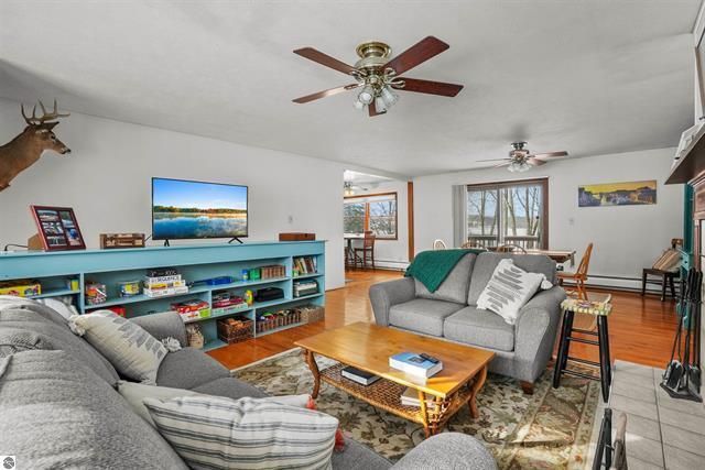 9561 Peterson Drive, Cadillac, MI 49601